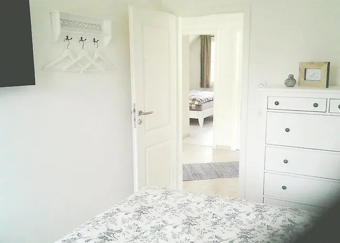 Strandhafer - Im Schwalzkiefernwald Zwischen Ostsee Und Bodden Apartament