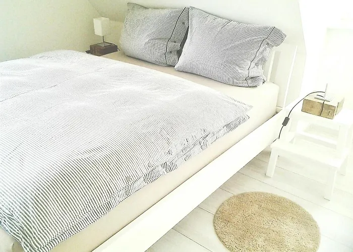 Strandhafer - Im Schwalzkiefernwald Zwischen Ostsee Und Bodden Apartament