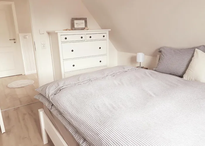 Strandhafer - Im Schwalzkiefernwald Zwischen Ostsee Und Bodden Apartament